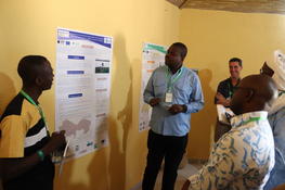 Illustration of the DeSIRA Fair by the IRRINN project poster presentation during the regional exchange workshop - Saly Hotel, Mbour, Senegal, May 2022 © L. Diédhiou, DISSEM-INN